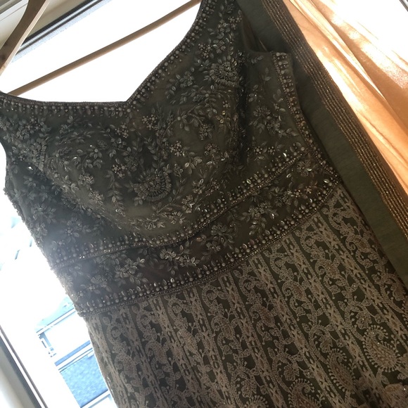 Indian suit - Floor length anarkali - Picture 3 of 3